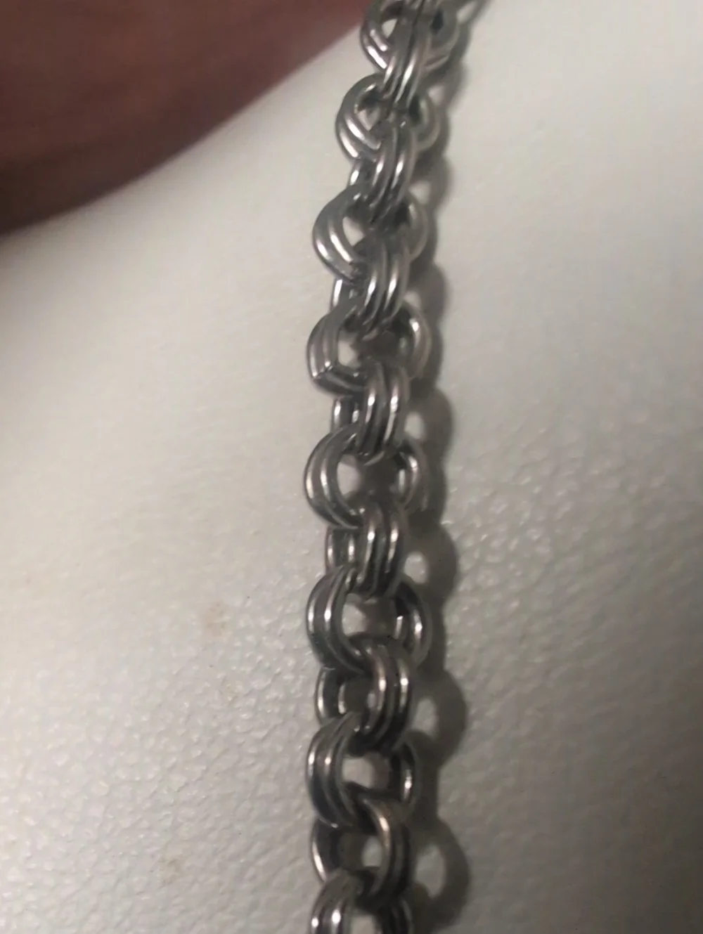 VTG  Coro Diamond Cut Leaf Print Silver Tone Necklace
